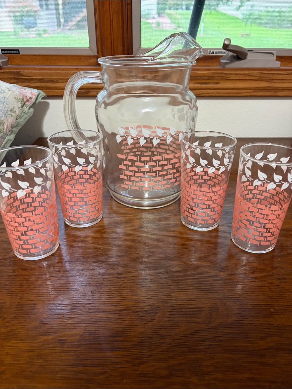 Vintage Pitcher and 4 glasses with Pink basket weave and vine pattern